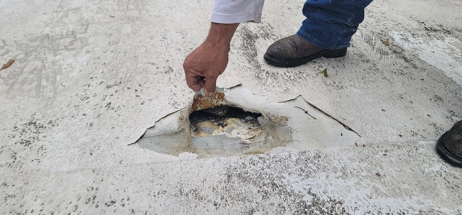Flat roof repair in Fort Lauderdale FL